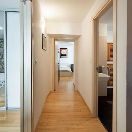 Duplex With Terrace In The Centar * Split