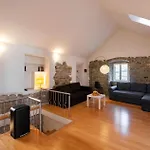 Duplex With Terrace In The Centar Σπλιτ