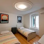 Duplex With Terrace In The Centar Διαμέρισμα *