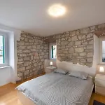 Duplex With Terrace In The Centar *