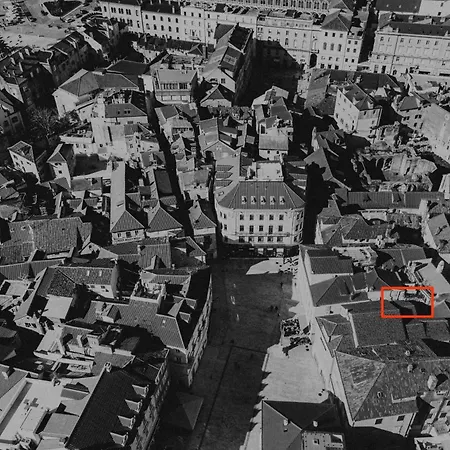 Apartment Duplex With Terrace In The Centar *