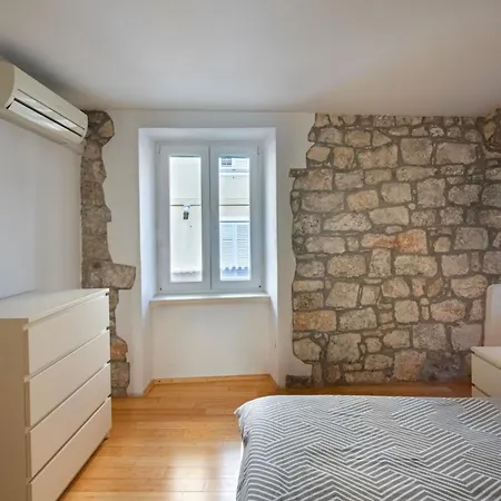 Duplex With Terrace In The Centar * スプリト