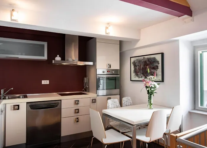 Duplex With Terrace In The Centar * スプリト